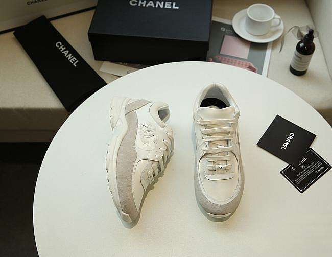 Ch**el sneaker 004