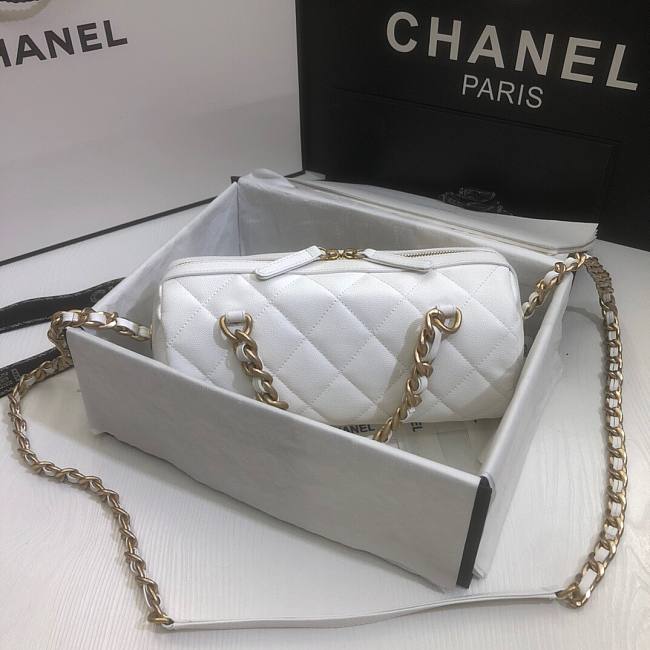 Ch**el extra mini bowling bag in white as1899 16 x 22 x 12 cm