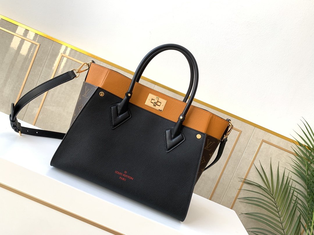 l0vis Vvtt0n on my side mm  canvas black m53823 30.5 x 24.5 x 14 cm