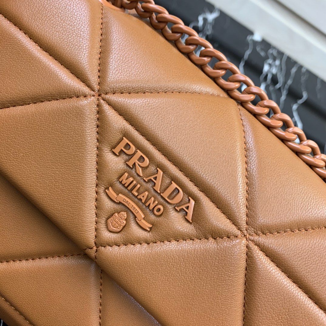 Pra*a small spectrum nappa leather bag brown 1bd233 23 x 17 x 8 cm