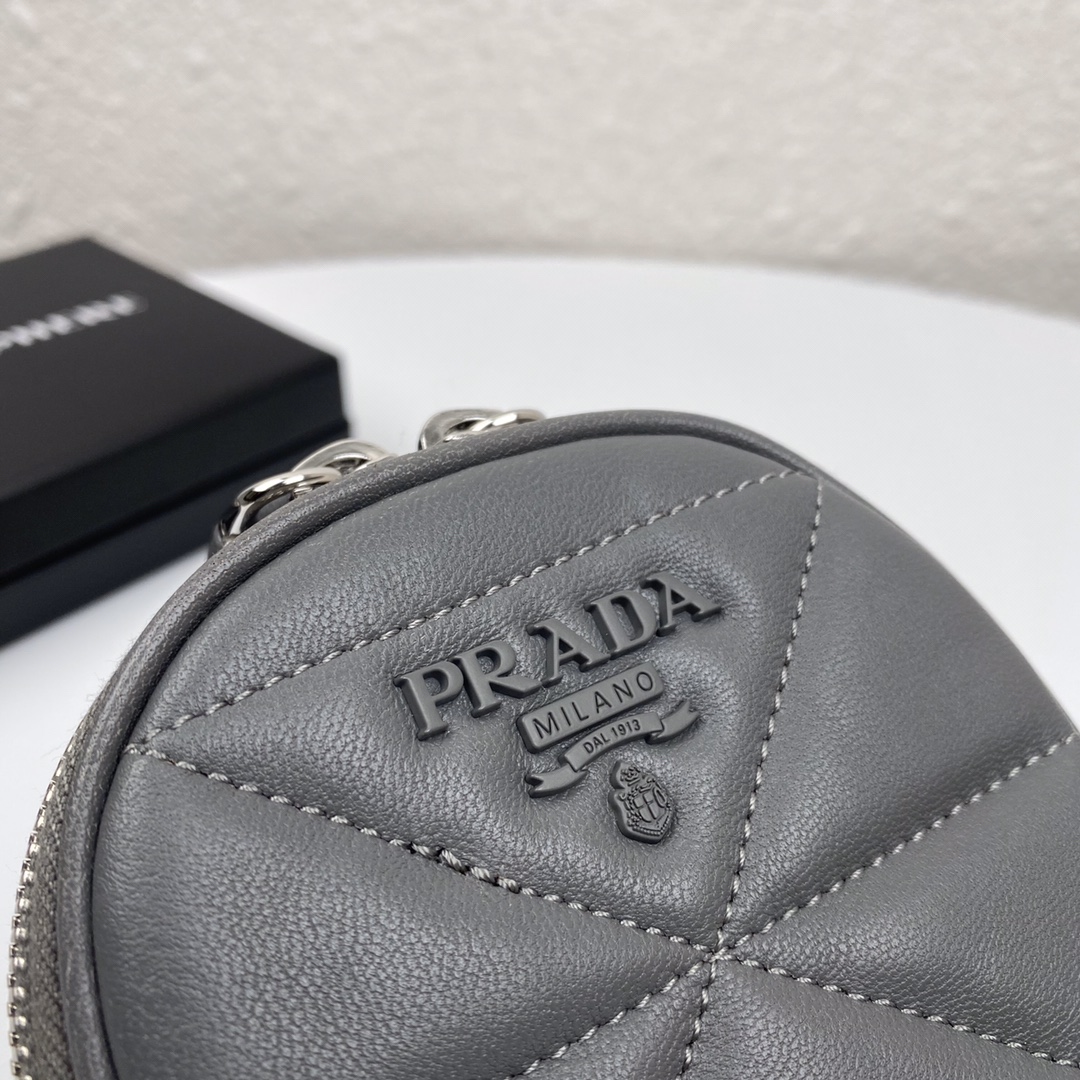Pra*a mini spectrum quilted nappa leather grey 1dh030 10.5 x 18 cm