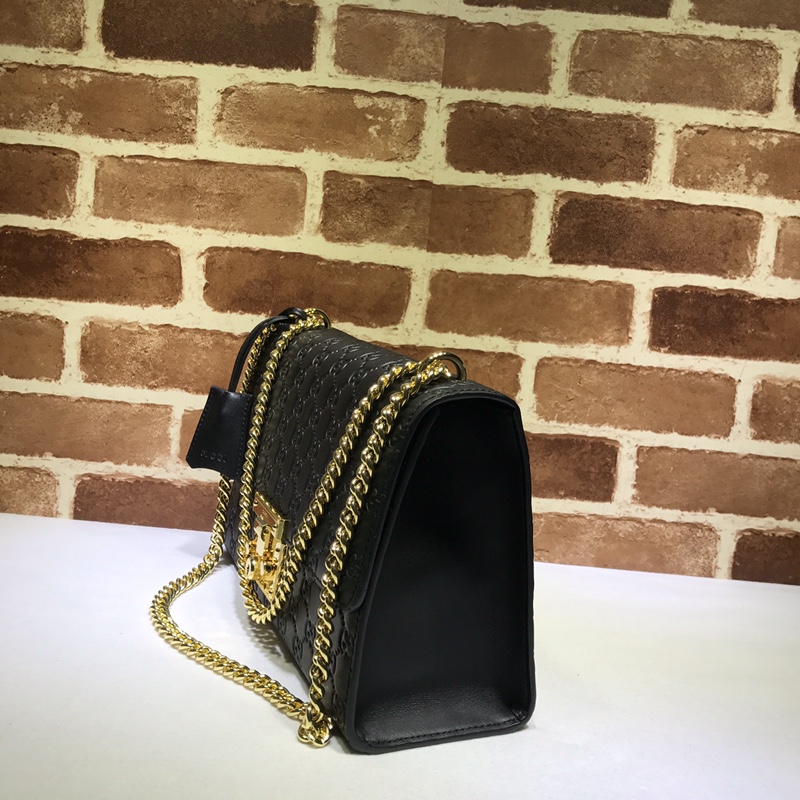Gvc*1 medium padlock Gvc*1 signature shoulder bag leather black 409486 30 x 19 x 10 cm