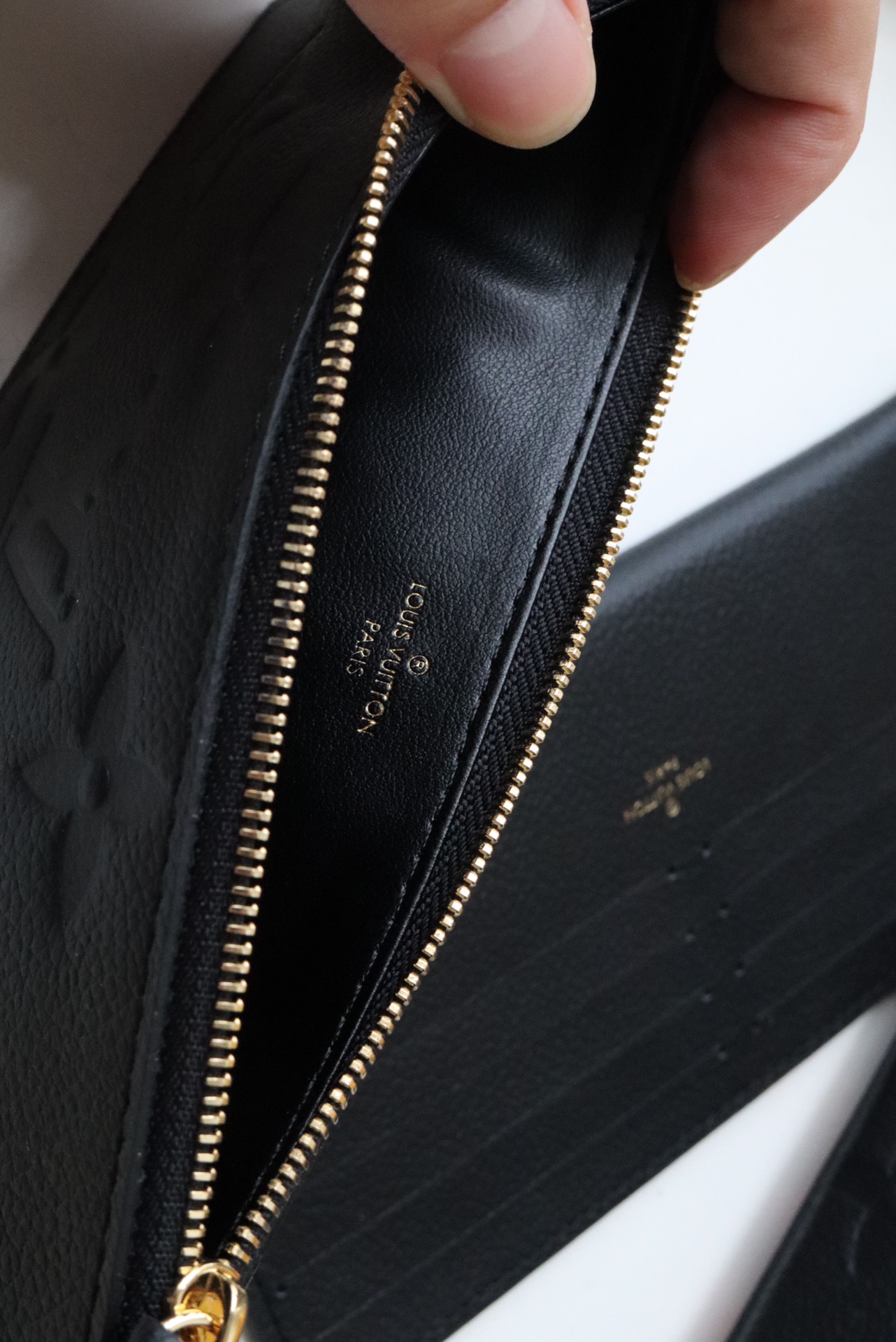 l0vis Vvtt0n fÉlicie pochette monogram empreinte embossed leather m80679 21 x 12 x 3 cm