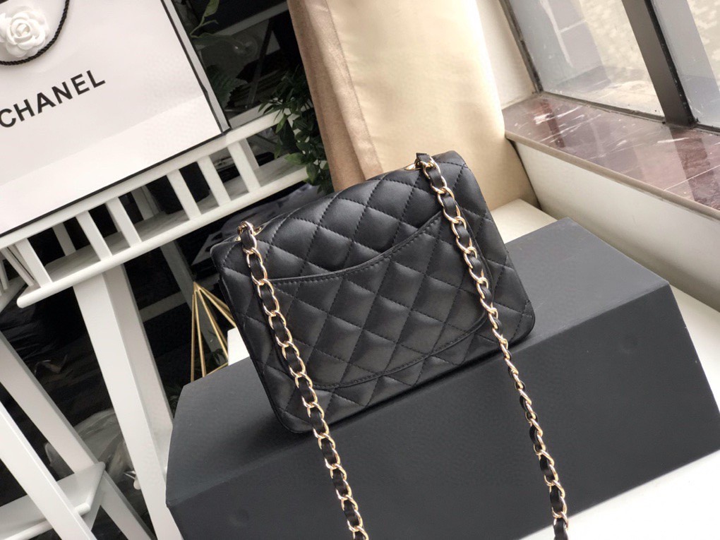 Ch**el mini flap bag lambskin golden metal black a35200 17cm
