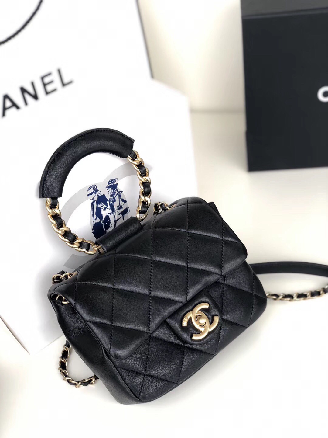 Ch**el small circular handle bag lambskin black as1357 20 x 18 x 7.5 cm