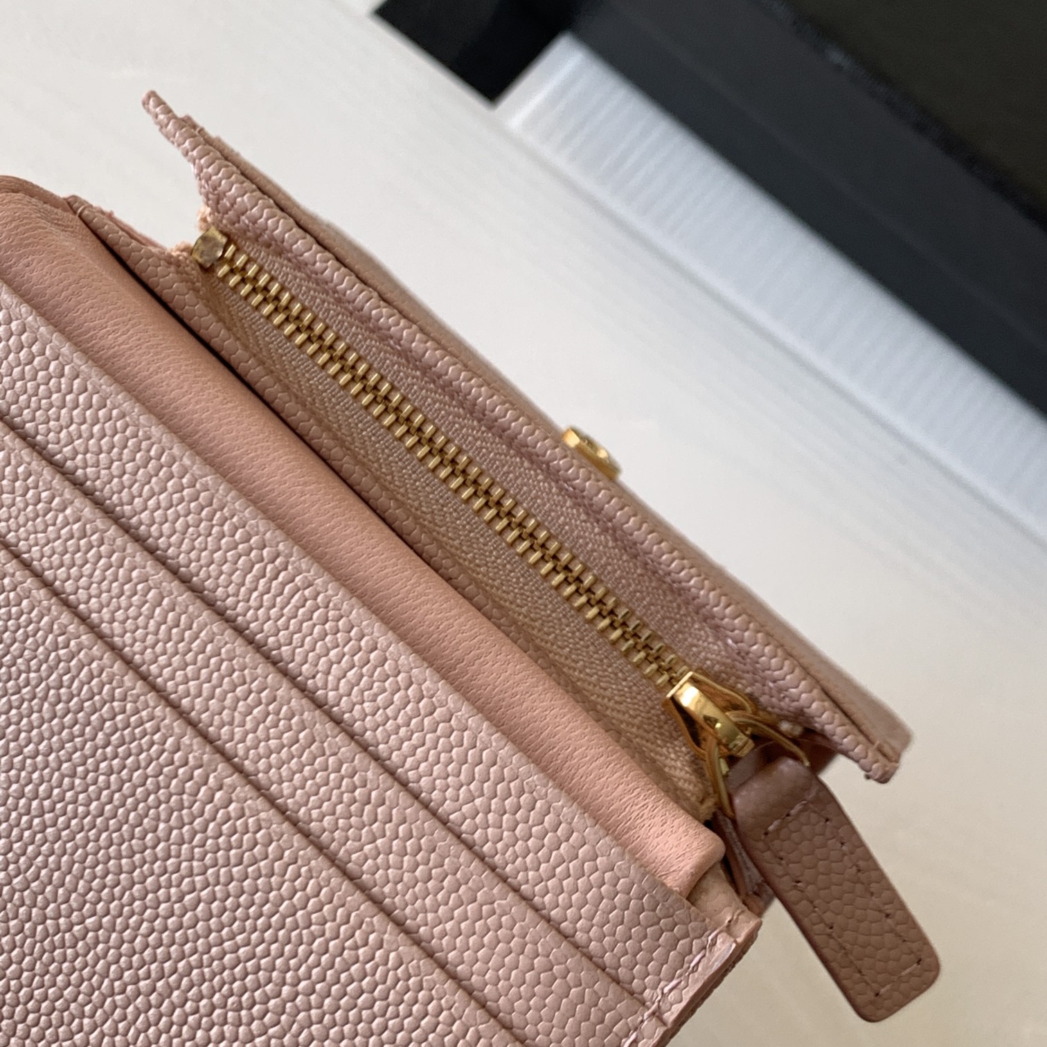 Y51 monogram card case in grain de poudre embossed leather nude pink 530841 11 x 8.5 x 3 cm