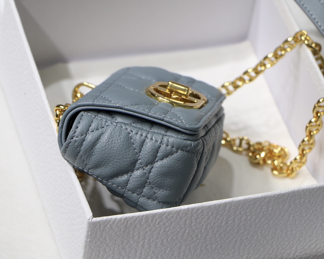 d10r micro caro bag S*pple cannage calfskin cloud blue s2022 13 x 8 x 4 cm