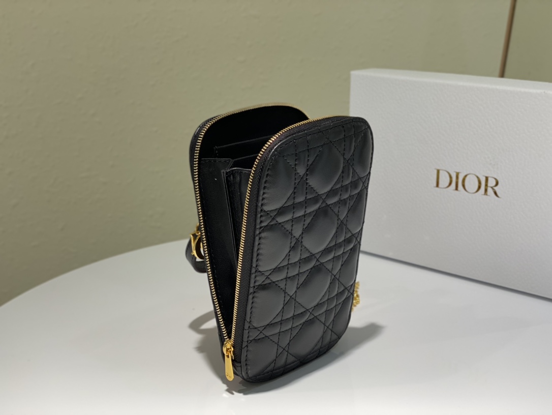 D10r lady D10r phone holder cannage lambskin black s0872 18 cm