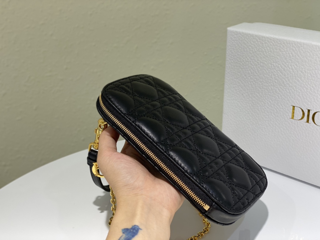 D10r lady D10r phone holder cannage lambskin black s0872 18 cm