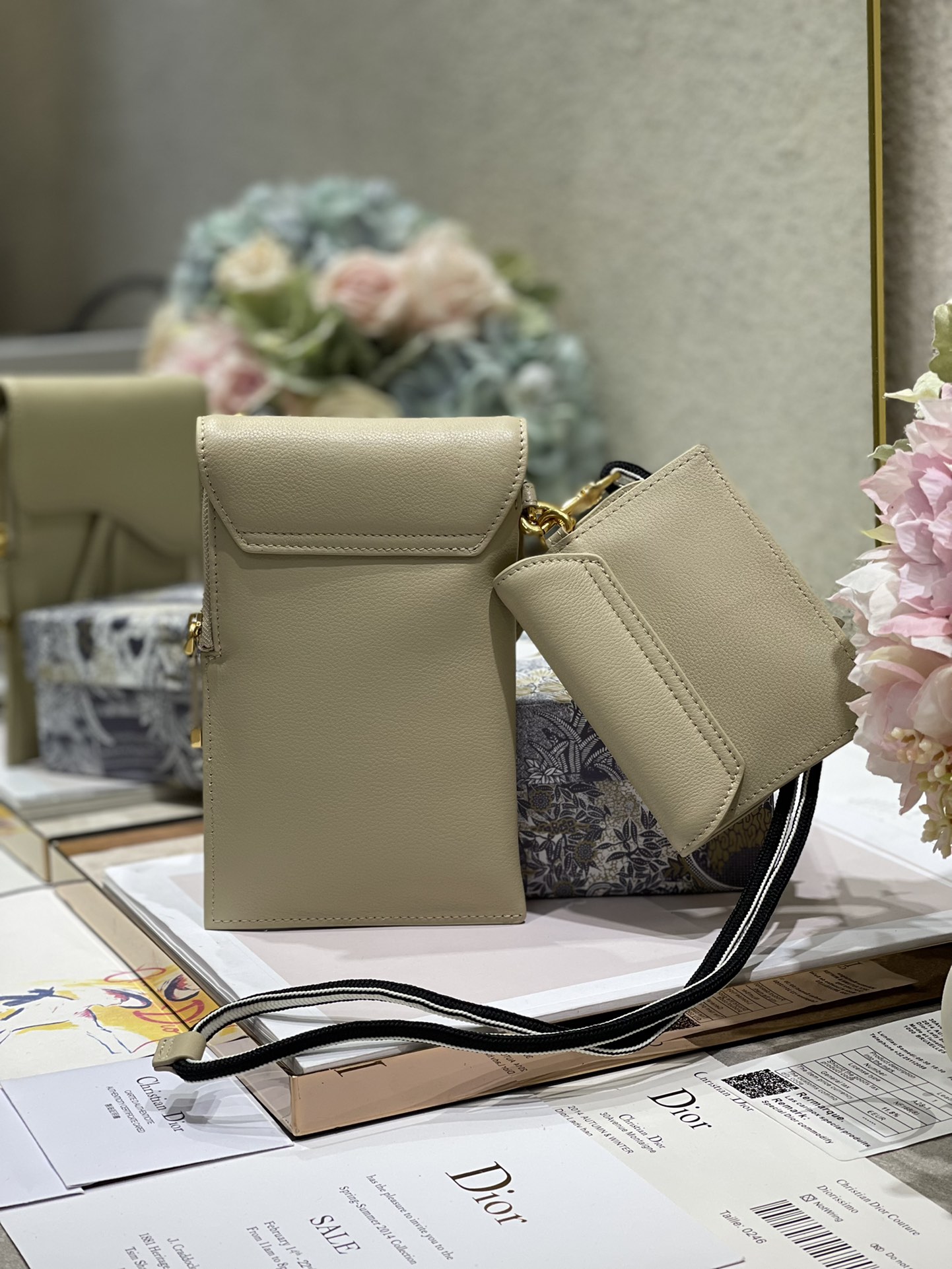 D10r saddle multifunction pouch leather beige 18.5 x 12 x 7.5 cm