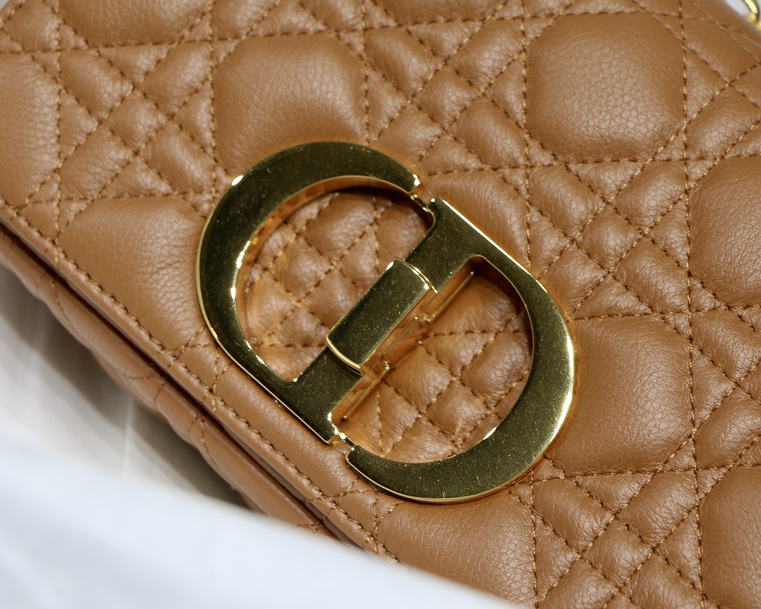 d10r small caro bag S*pple cannage calfskin caramel m9241 20 x 12 x 7 cm