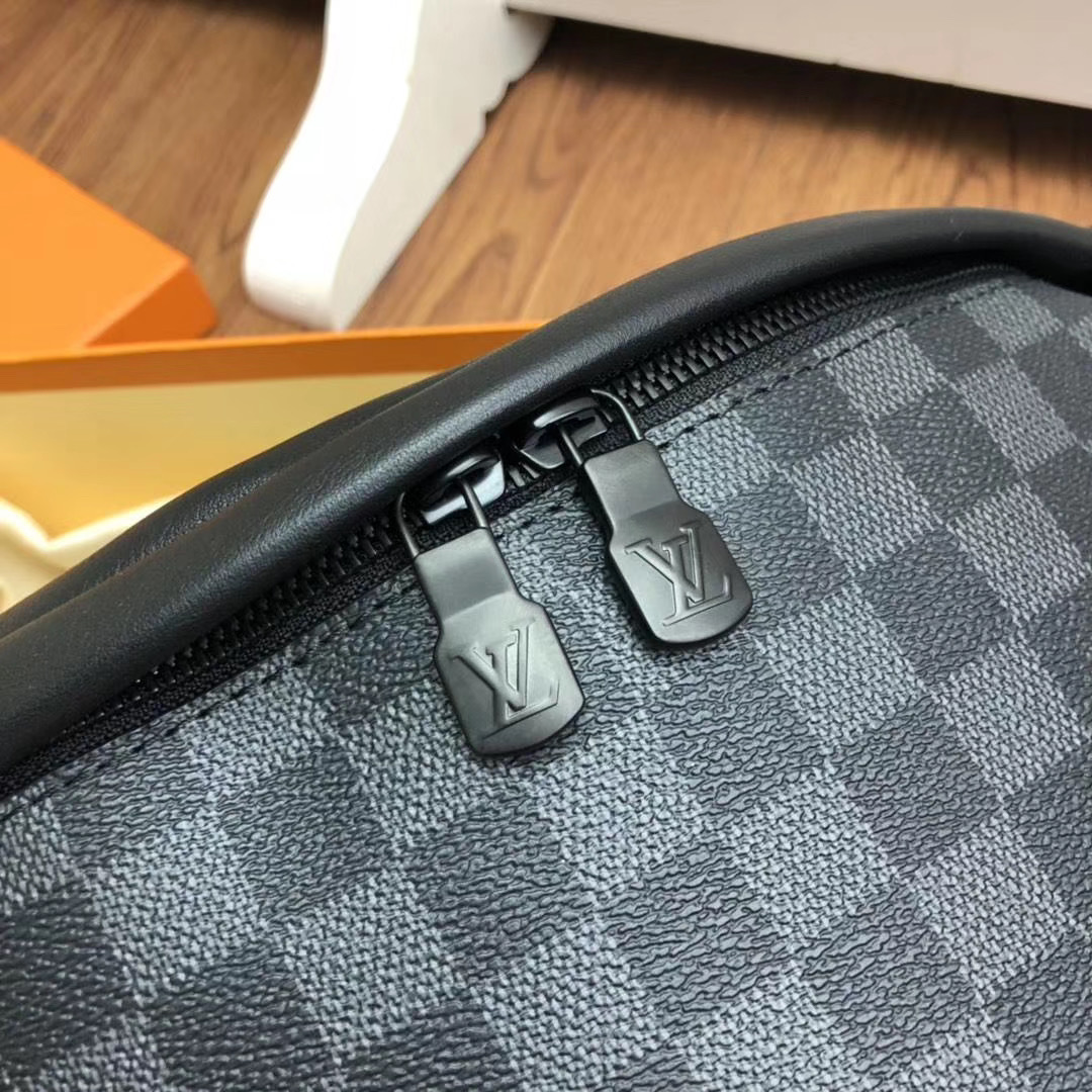 l0vis Vvtt0n discovery bumbag damier graphite canvas m44336 47cm