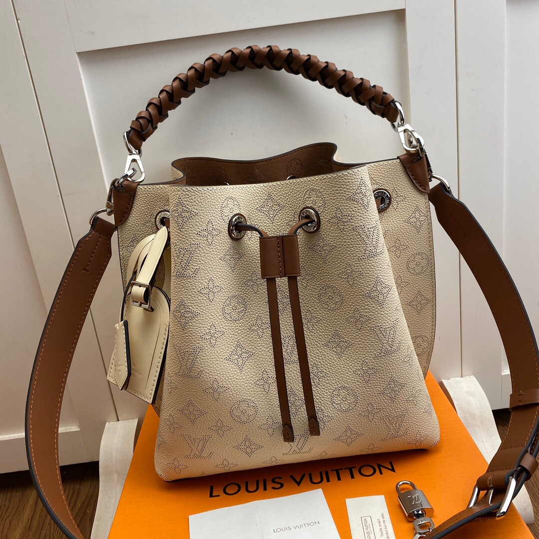 l0vis Vvtt0n muria mahina monogram motif creme m55801 25 x 25 x 20 cm