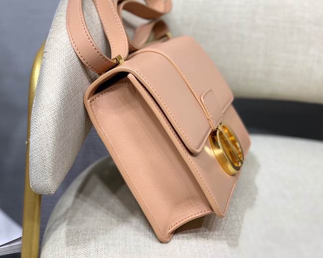 D10r 30 montaigne m9030 in pink