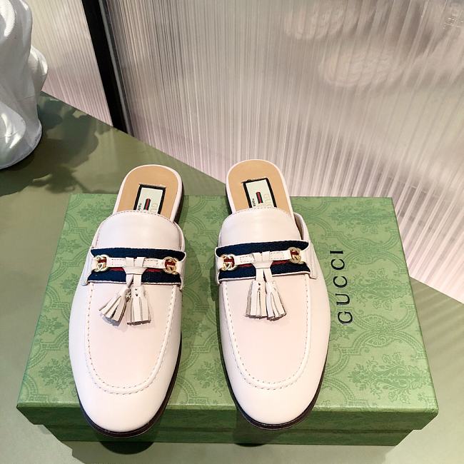 Gvc*1 slippers 01
