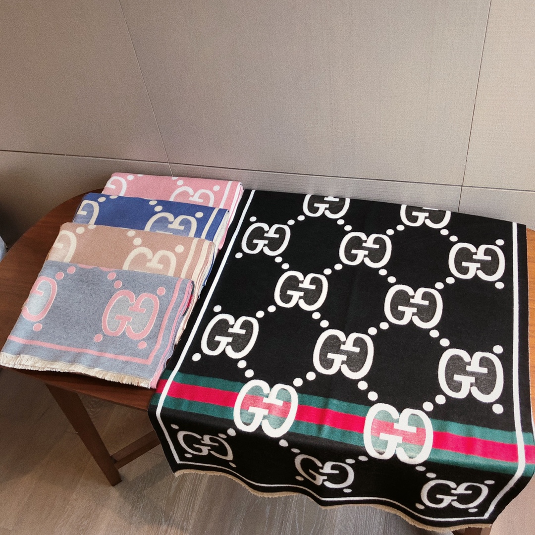 Gvc*1 scarf 01
