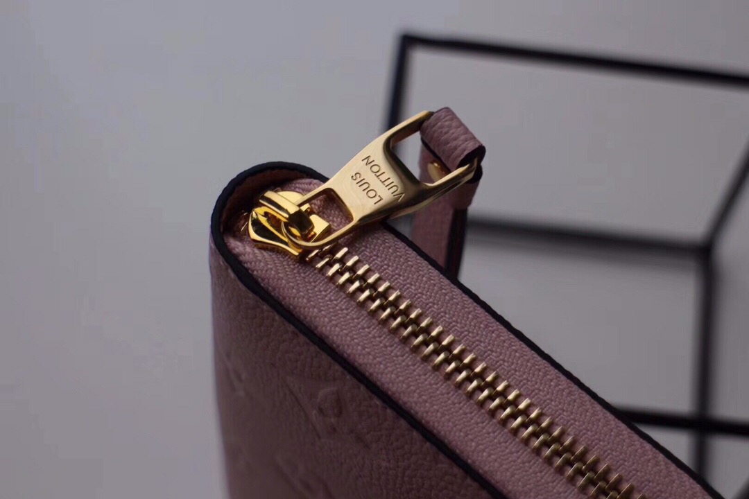 l0vis Vvtt0n zippy wallet monogram leather powder pink m64090 19.5 x 10 cm