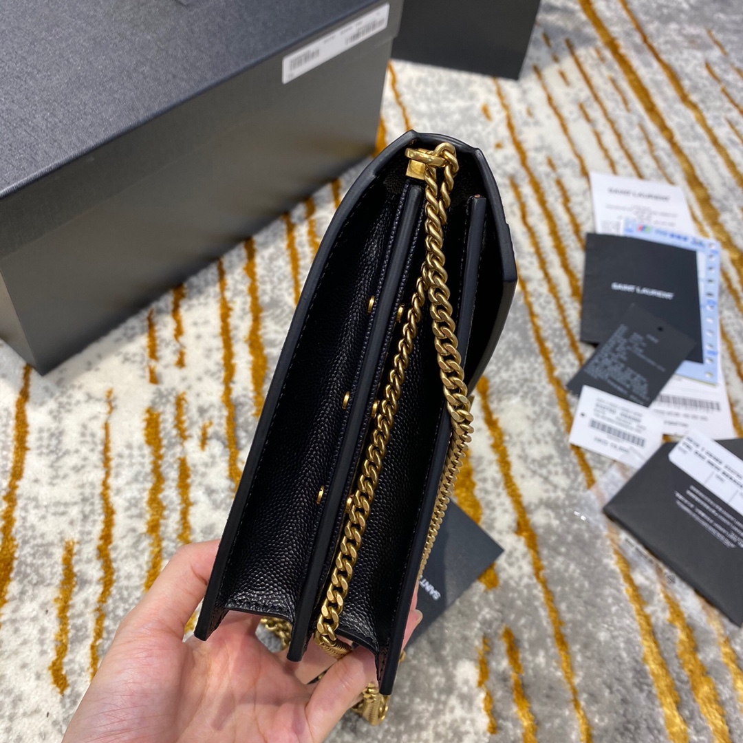 Y51 cassandra medium chain bag grained leather black 532750 22 x 16.5 x 5.5 cm