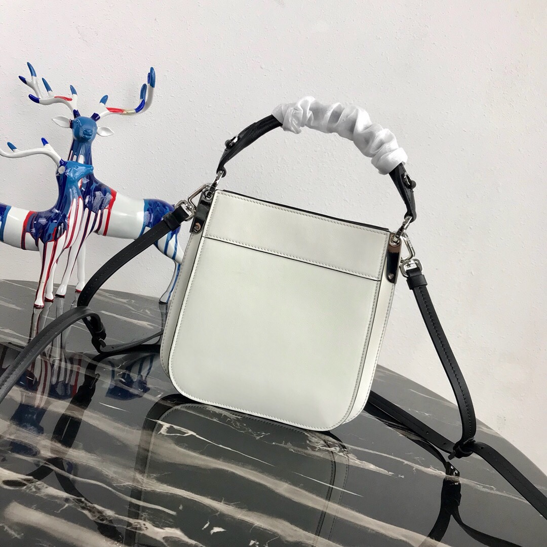Pra*a small margit leather bag white 1bc082 20 x 7 x 20 cm