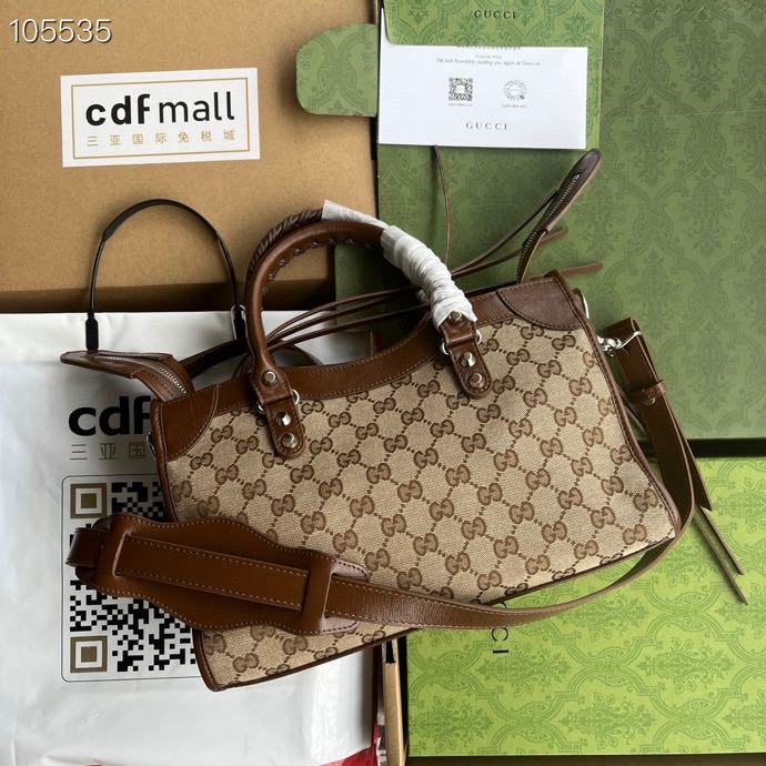 Gvc*1 inside the board bag 30cm
