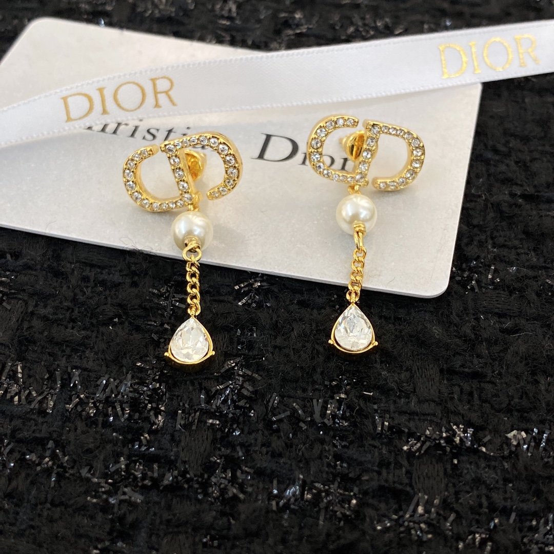 Ch**el earrings 009