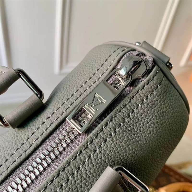 LV Keepall XS M81004 21cm