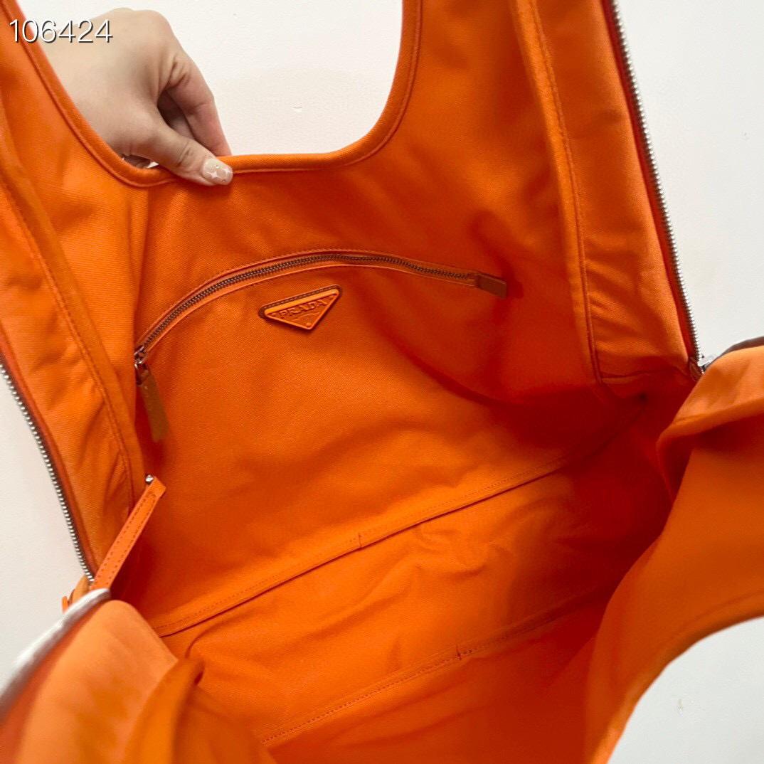 Pra*a triangle large triangle armpit bag 65cm