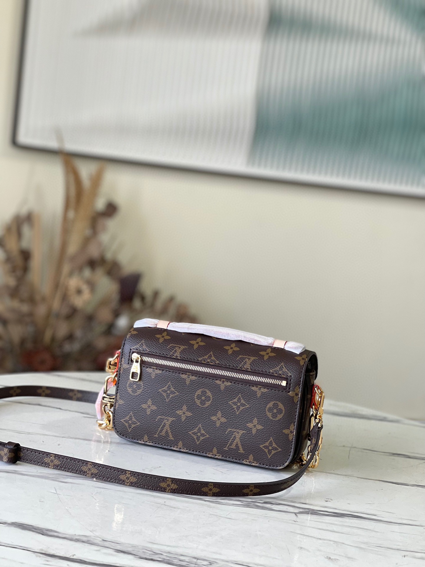 LV Pochette Métis East West handbag M46279 – 21.5 x 13.5 x 6 cm