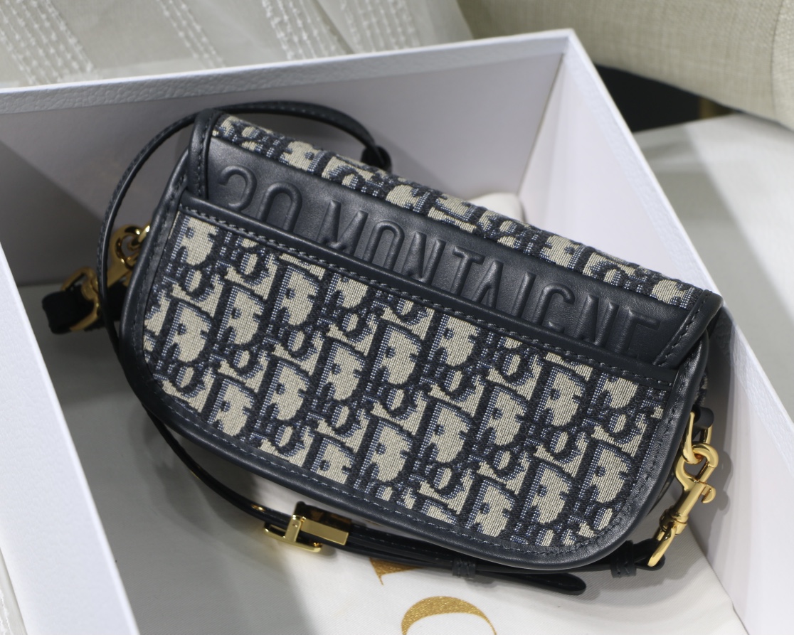 D10r bobby east-west bag blue oblique leather m9327 black - 22x13x5cm