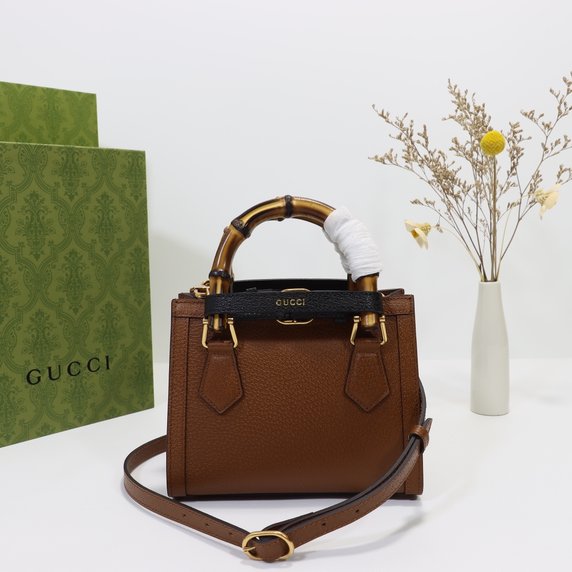 Gvc*1 diana mini tote bag‎ brown 702732  - 20 x 16 x 10cm