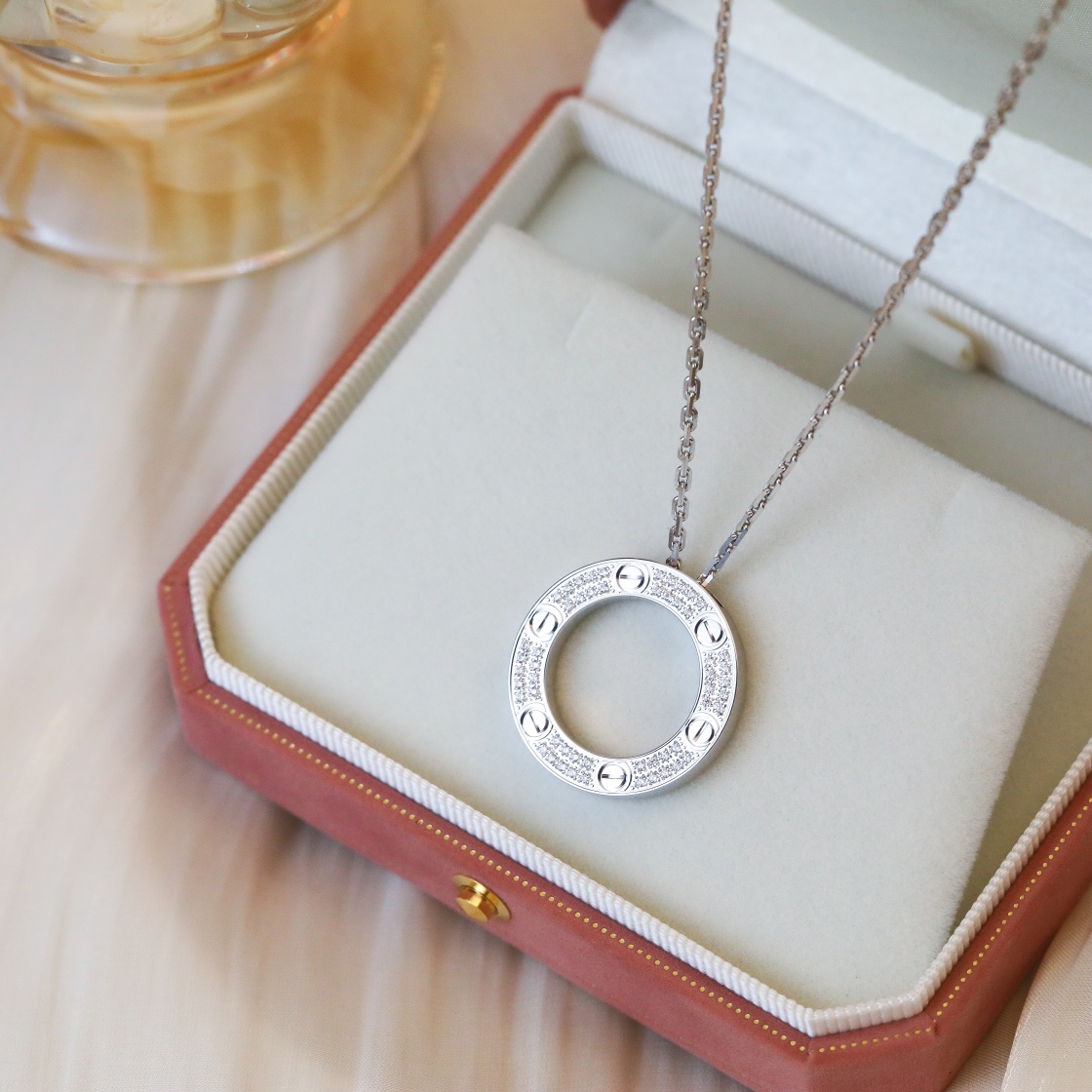 Ca*t1er love necklace