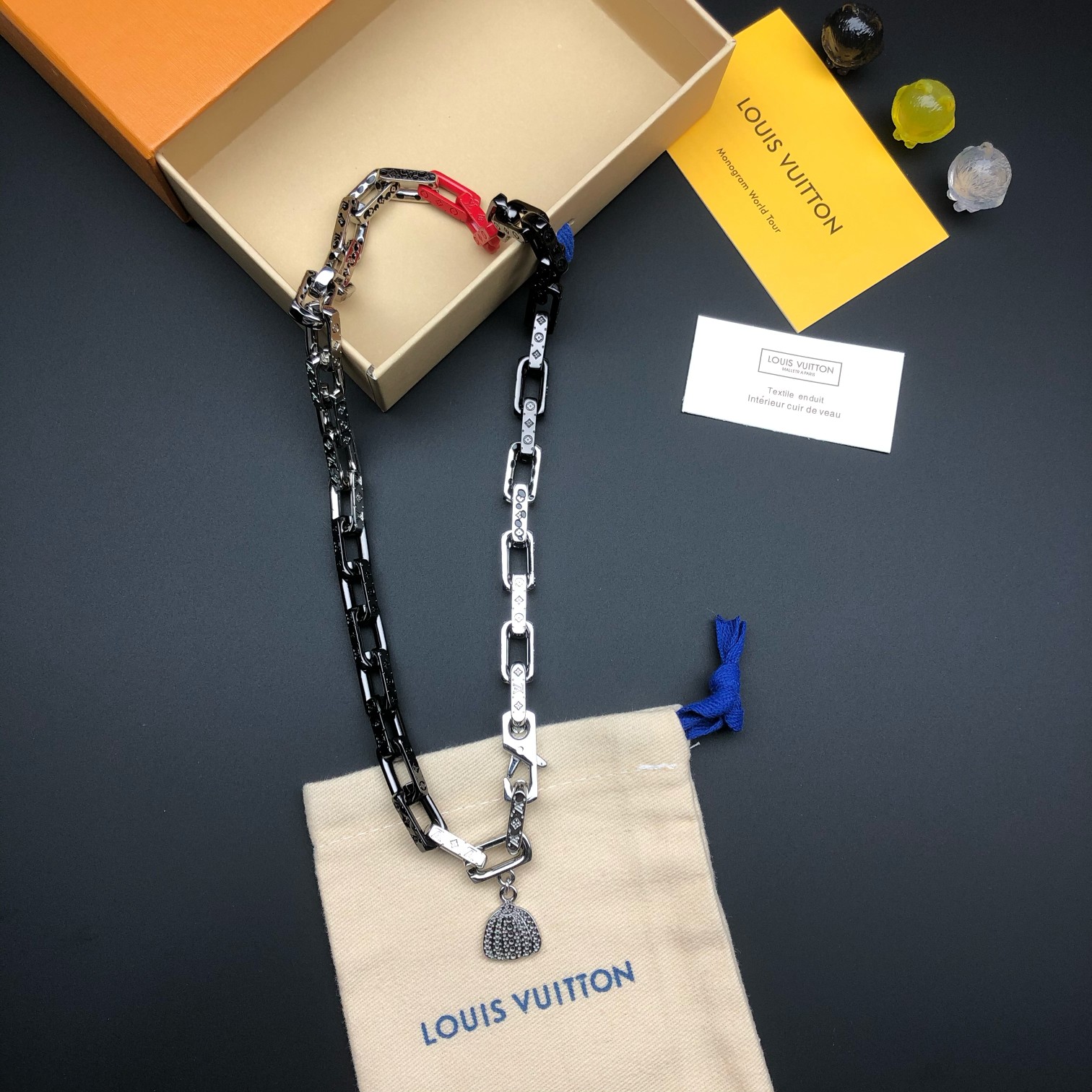 LV LV x YK Monogram Chain necklace 01