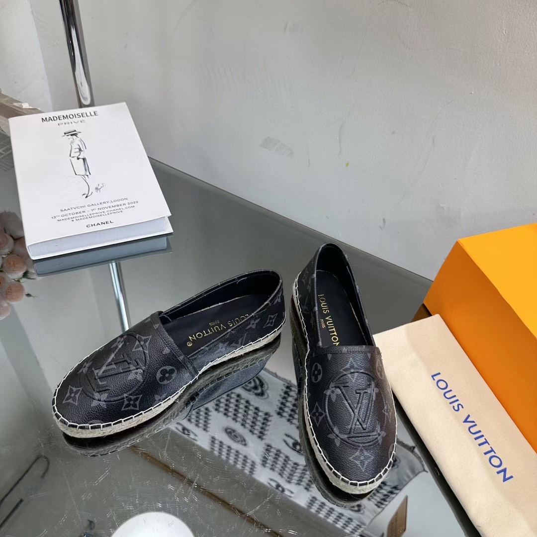 LV flat black shoes 35-42